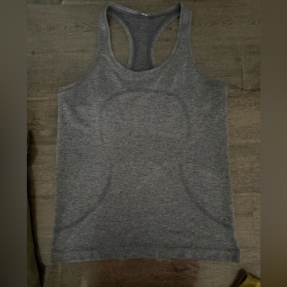 Lululemon Swiftly Tech Racerback‎ 2.0 Slate / White - Picture 6 of 8